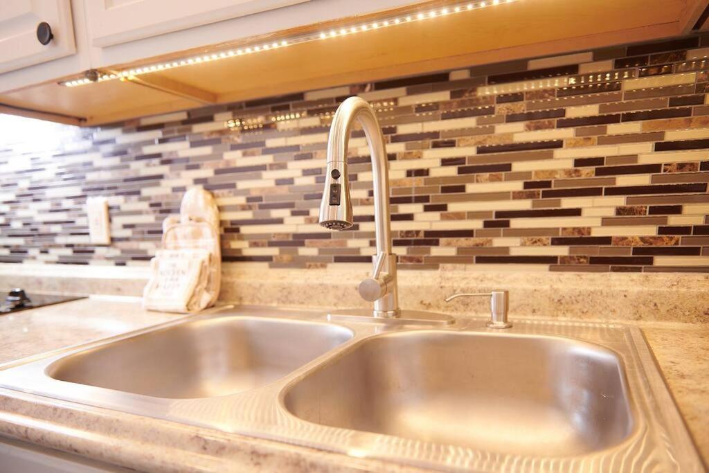 Cozy Apartment 2Nd 10Min Walk Downtown And City View Providence Luaran gambar